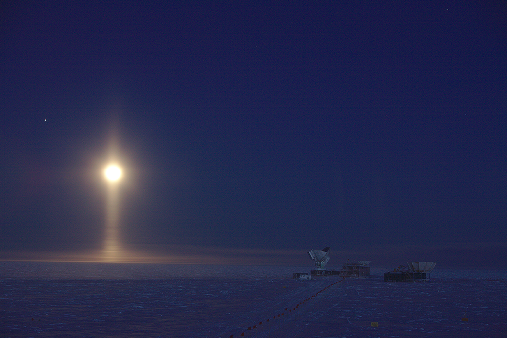 Lunar Spotlight, South Pole, Antarctica